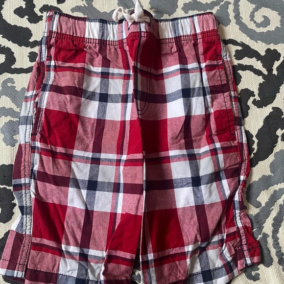 Boy’s Size 6, Gymboree Lot of 13 Items- 4 Shorts, 3 Pants, 6 Tops - Picture 15 of 15